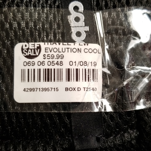 Memory Foam Travel Pillow - Picture 1 of 3